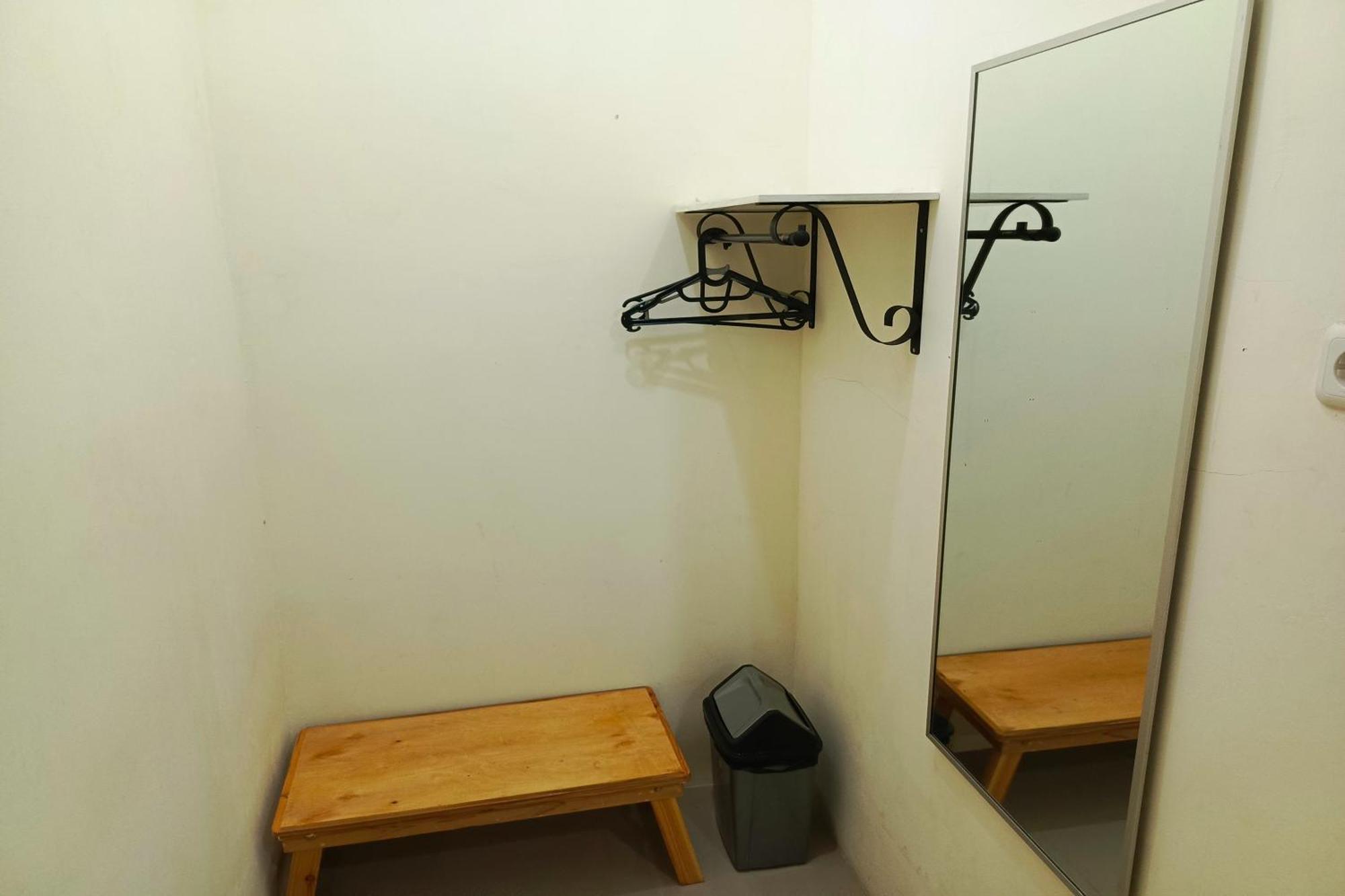 Adisa Homestay Malang Esterno foto